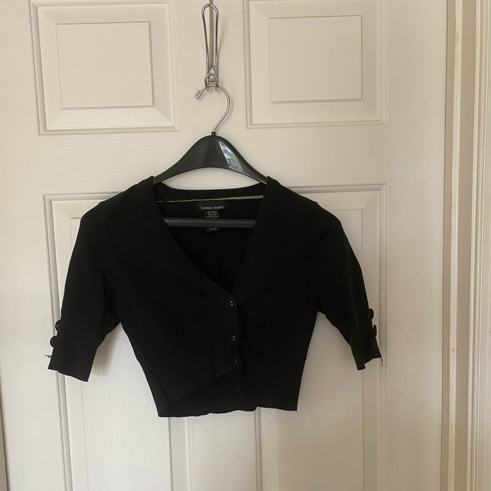 Girl’s Cropped Cardigan, Size M